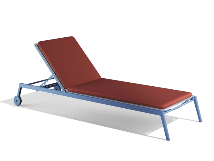 GAO - Powder coated aluminium sun lounger with castors _ BABEL D